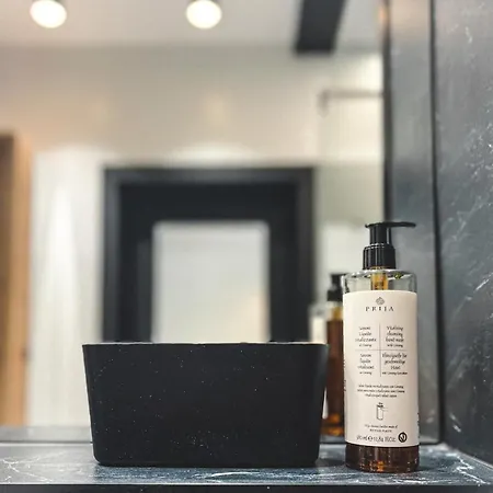 Bakelit - Design Hideaway - Calm, Quality & Location 아파트 *