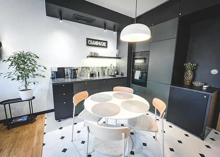 Apartmán Bakelit - Design Hideaway - Calm, Quality & Location *